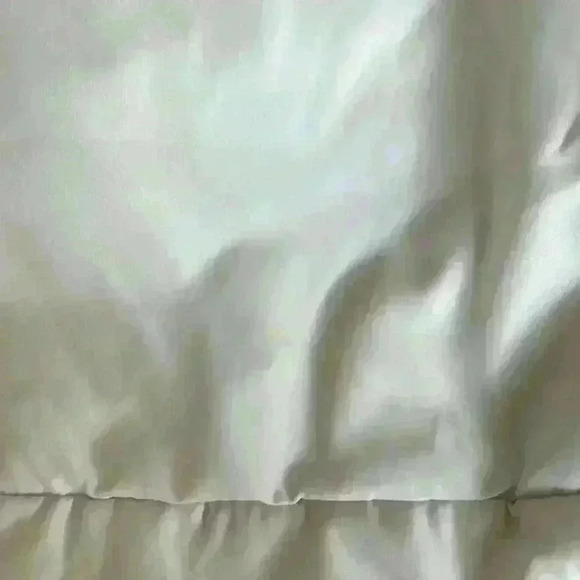 Preppy Goldie bag by Bath and Body works - Picture 8 of 13